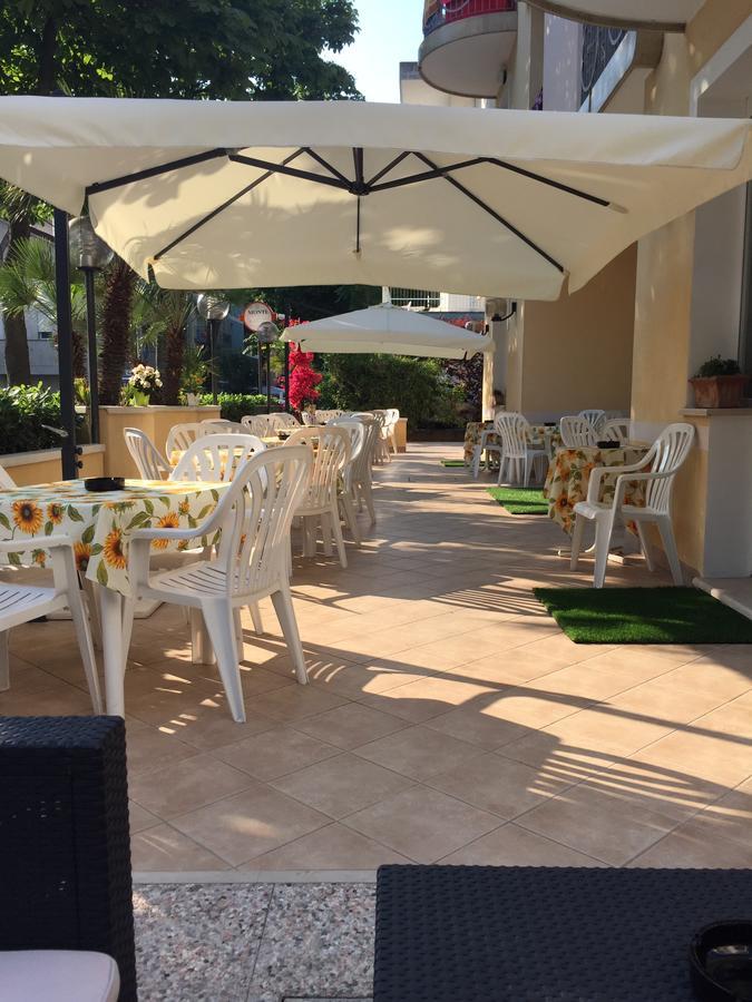 Hotel Monti ริชโชเน ภายนอก รูปภาพ