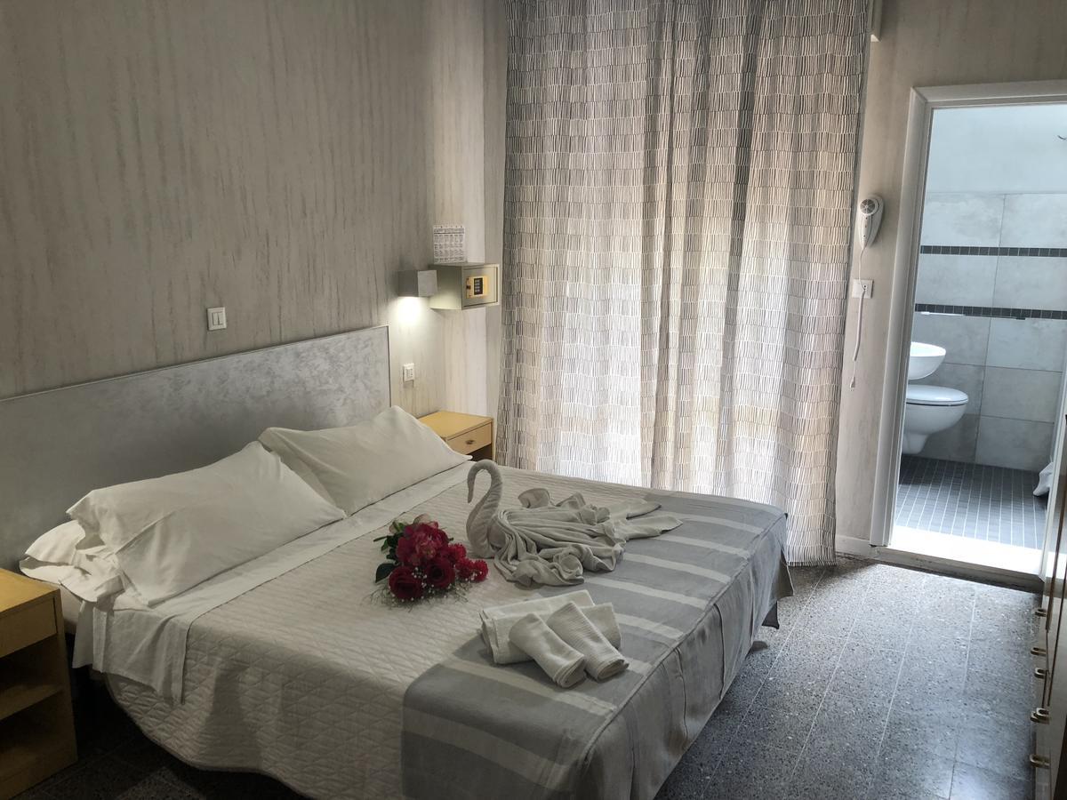 Hotel Monti ริชโชเน ภายนอก รูปภาพ