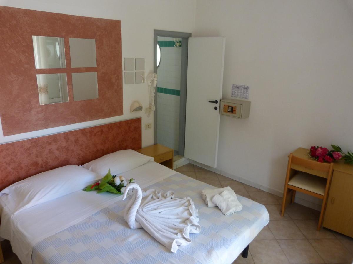 Hotel Monti ริชโชเน ภายนอก รูปภาพ